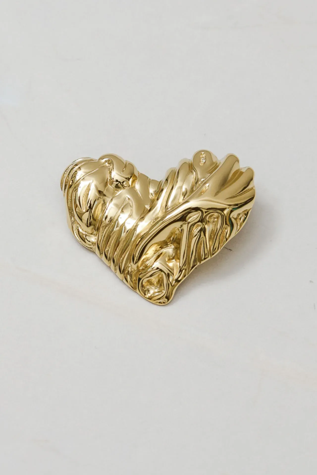 Brinco Coração Trabalhado DOURADO