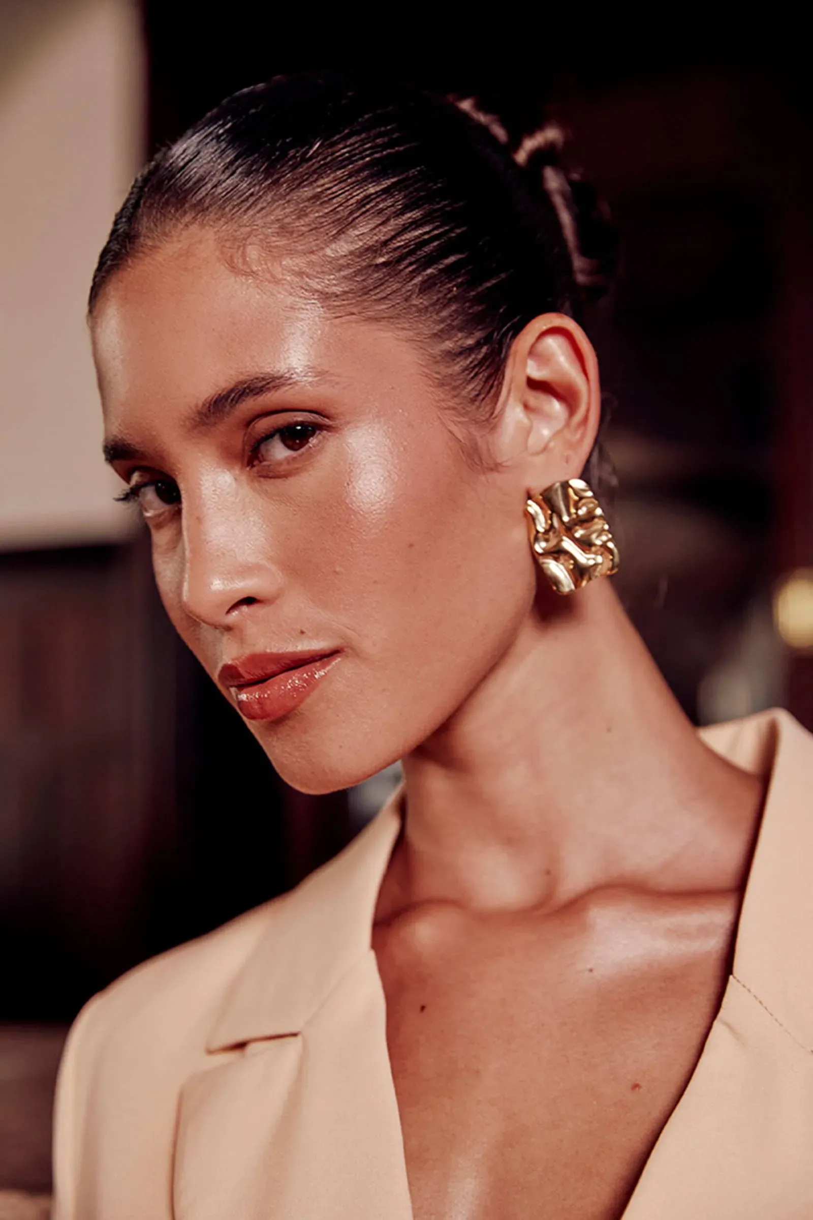 Brinco Amassado Luxo DOURADO